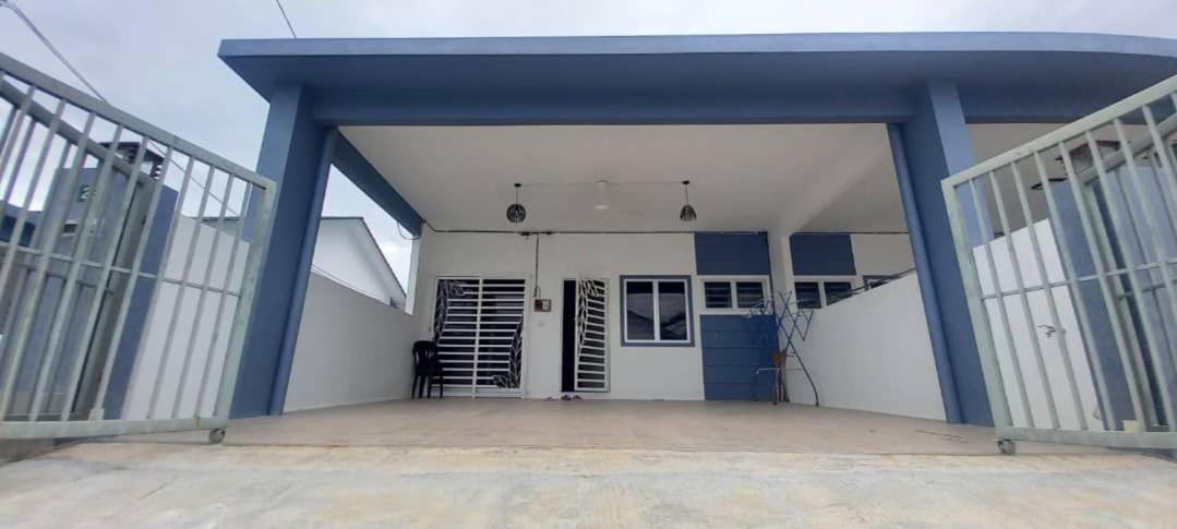 Homestay D'Mama Ifor Muslimi Tanjong Malim Eksteriør billede