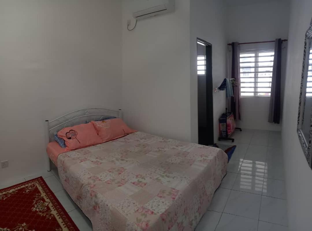 Homestay D'Mama Ifor Muslimi Tanjong Malim Eksteriør billede