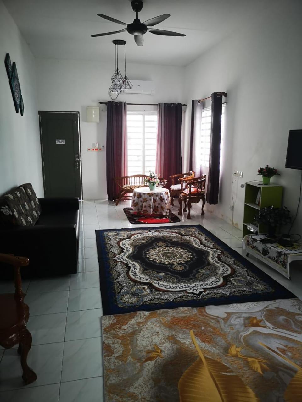 Homestay D'Mama Ifor Muslimi Tanjong Malim Værelse billede
